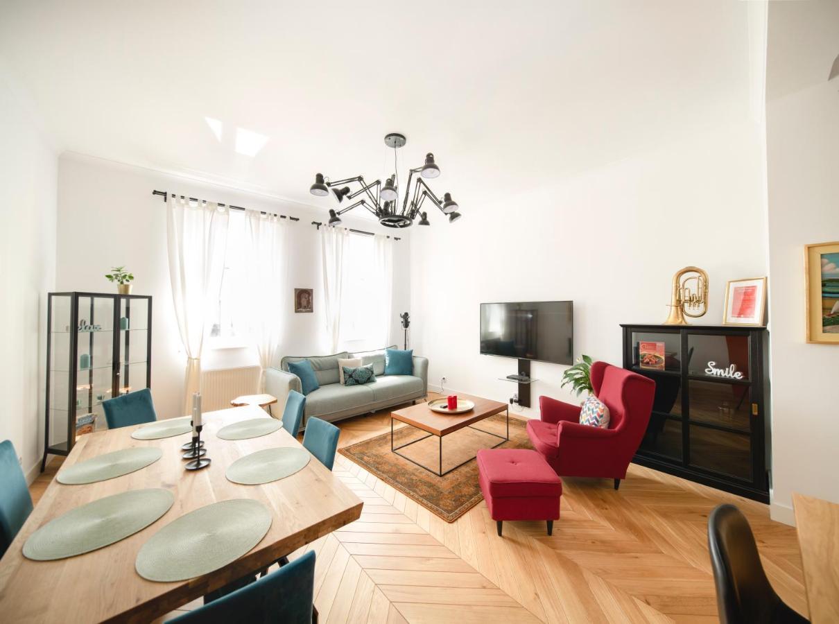 Tcf Home - Big Apartment With Free Garage Krakau Exterior foto
